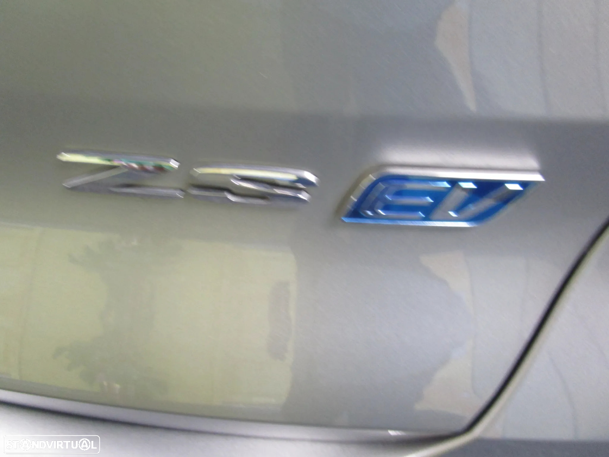 MG ZS EV 50.3 kWh Luxury - 8