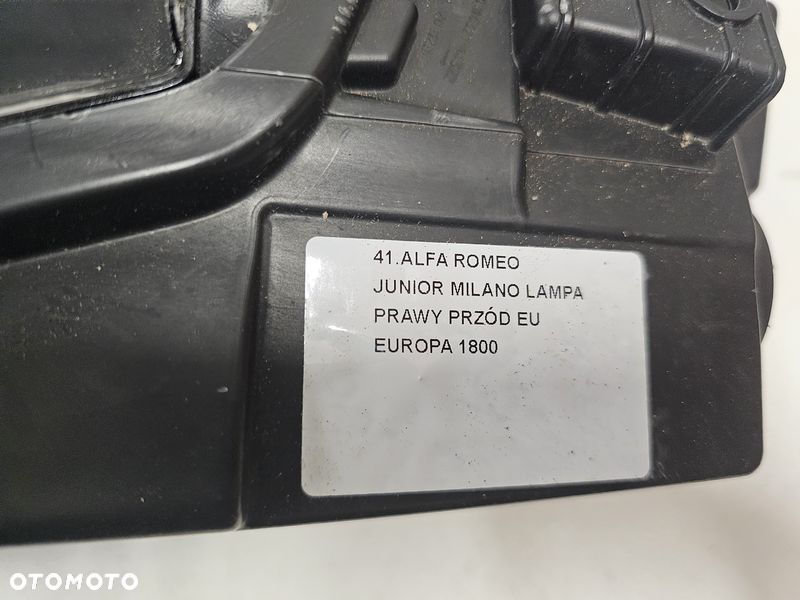 ALFA ROMEO JUNIOR MILANO LAMPA PRAWY PRZÓD PRAWA PRZEDNIA REFLEKTOR EU - 8
