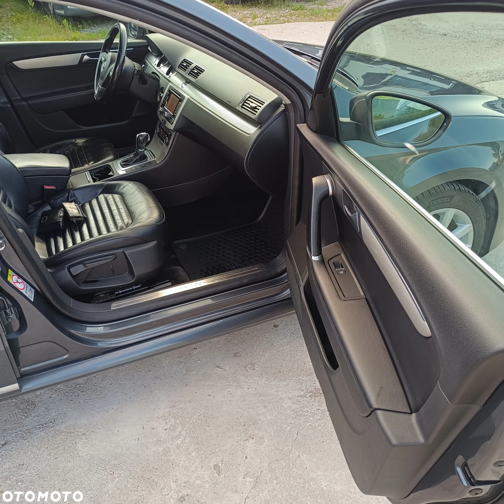 Volkswagen Passat 2.0 TDI Comfortline DSG - 9