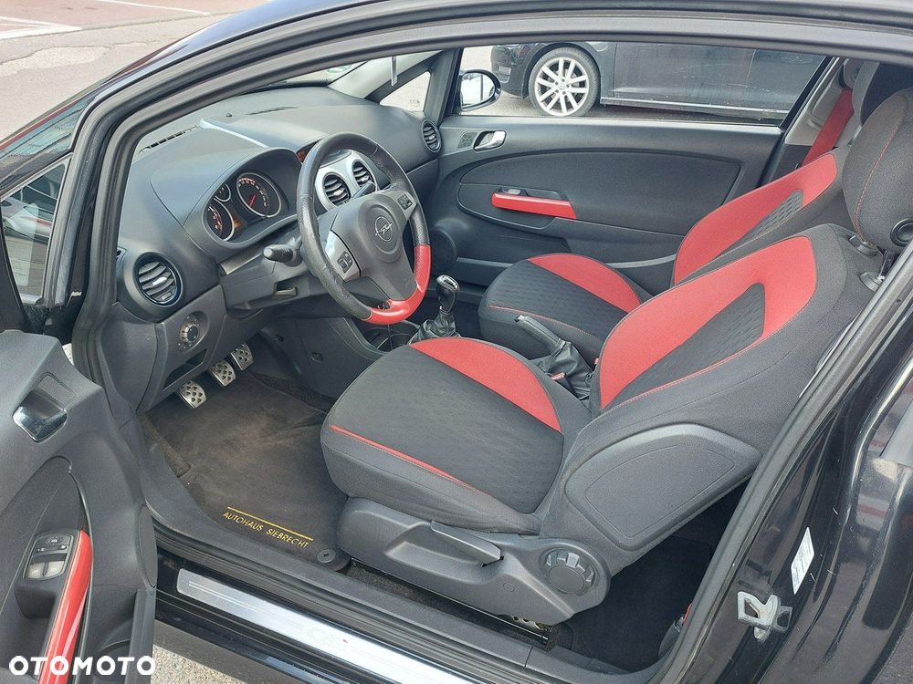 Opel Corsa 1.6 Turbo GSi - 10