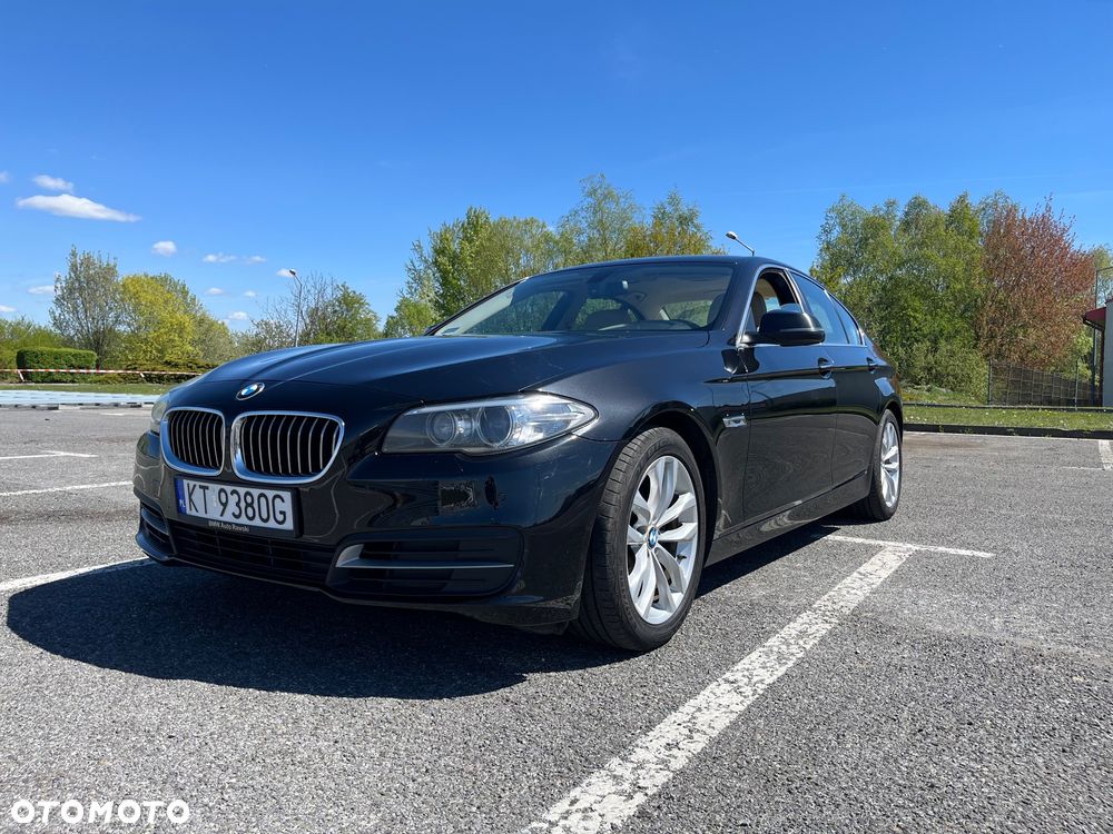 BMW Seria 5 520d Luxury Line - 1