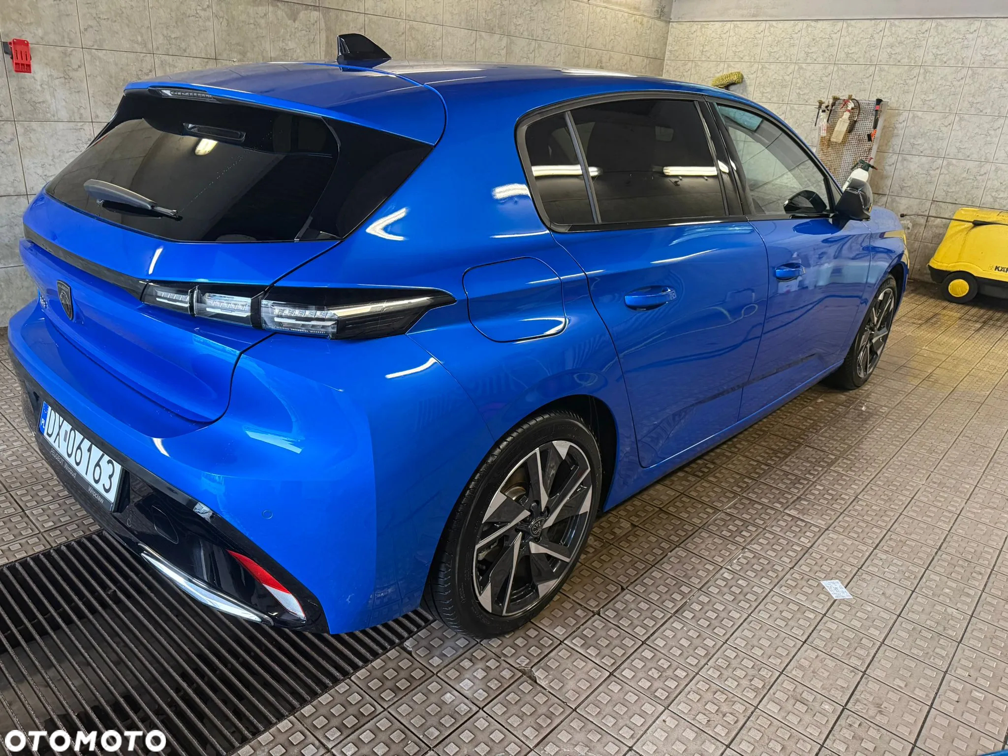 Peugeot 308 1.2 PureTech Allure Pack S&S EAT8 - 7