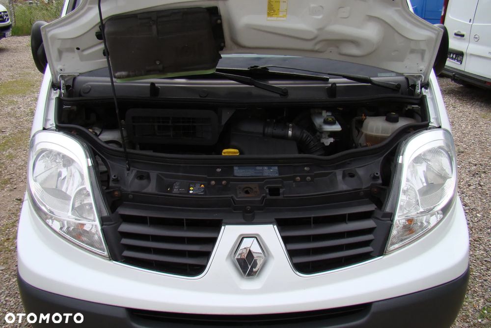 Renault Trafic - 15