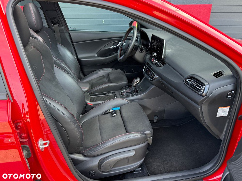 Hyundai i30 1.5 T-GDI 48V-Hybrid DCT N-Line - 23