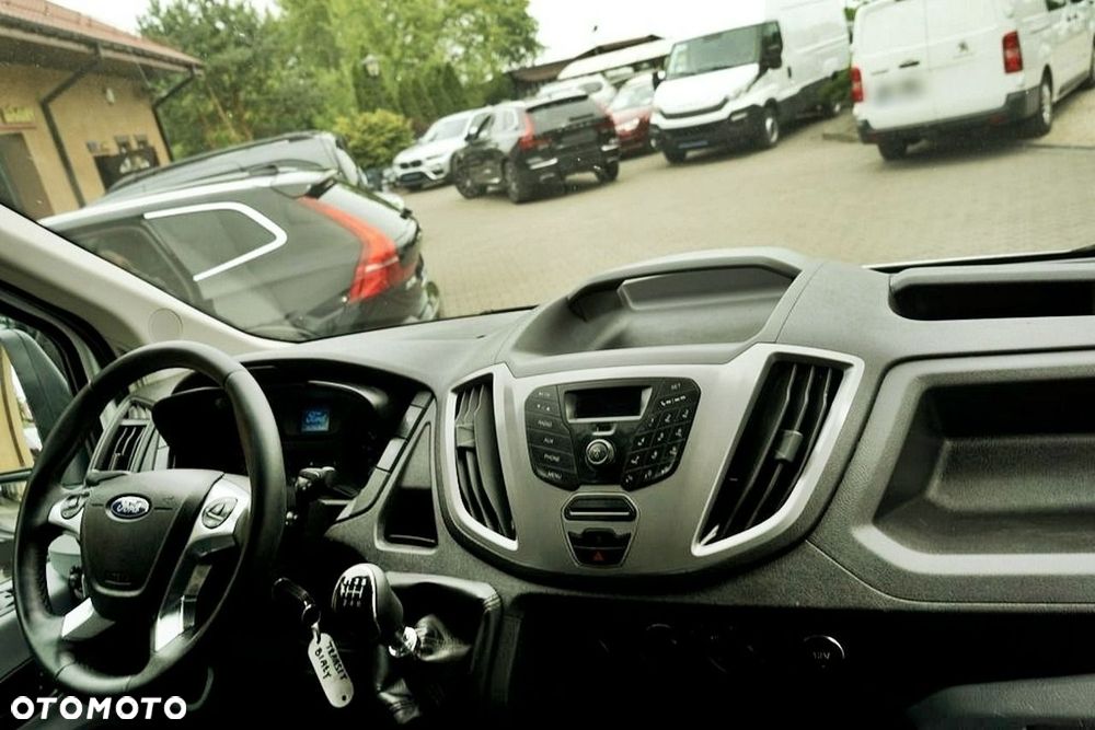 Ford Transit - 21