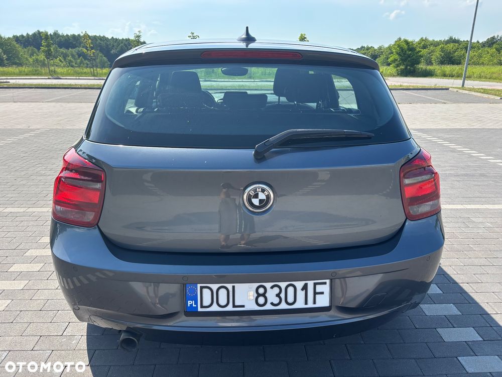 BMW Seria 1 118d DPF - 4