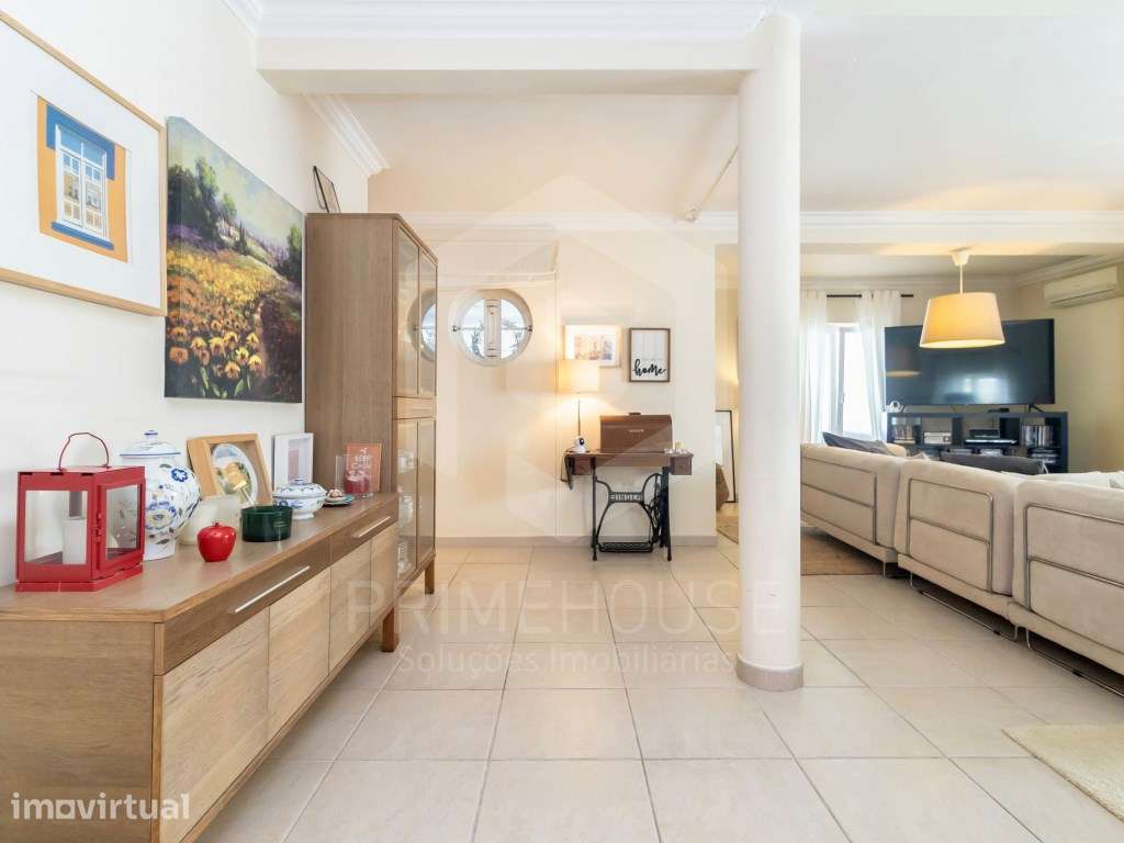 Moradia Isolada T4 com piscina em Casas de Azeitão - Grande imagem: 4/60