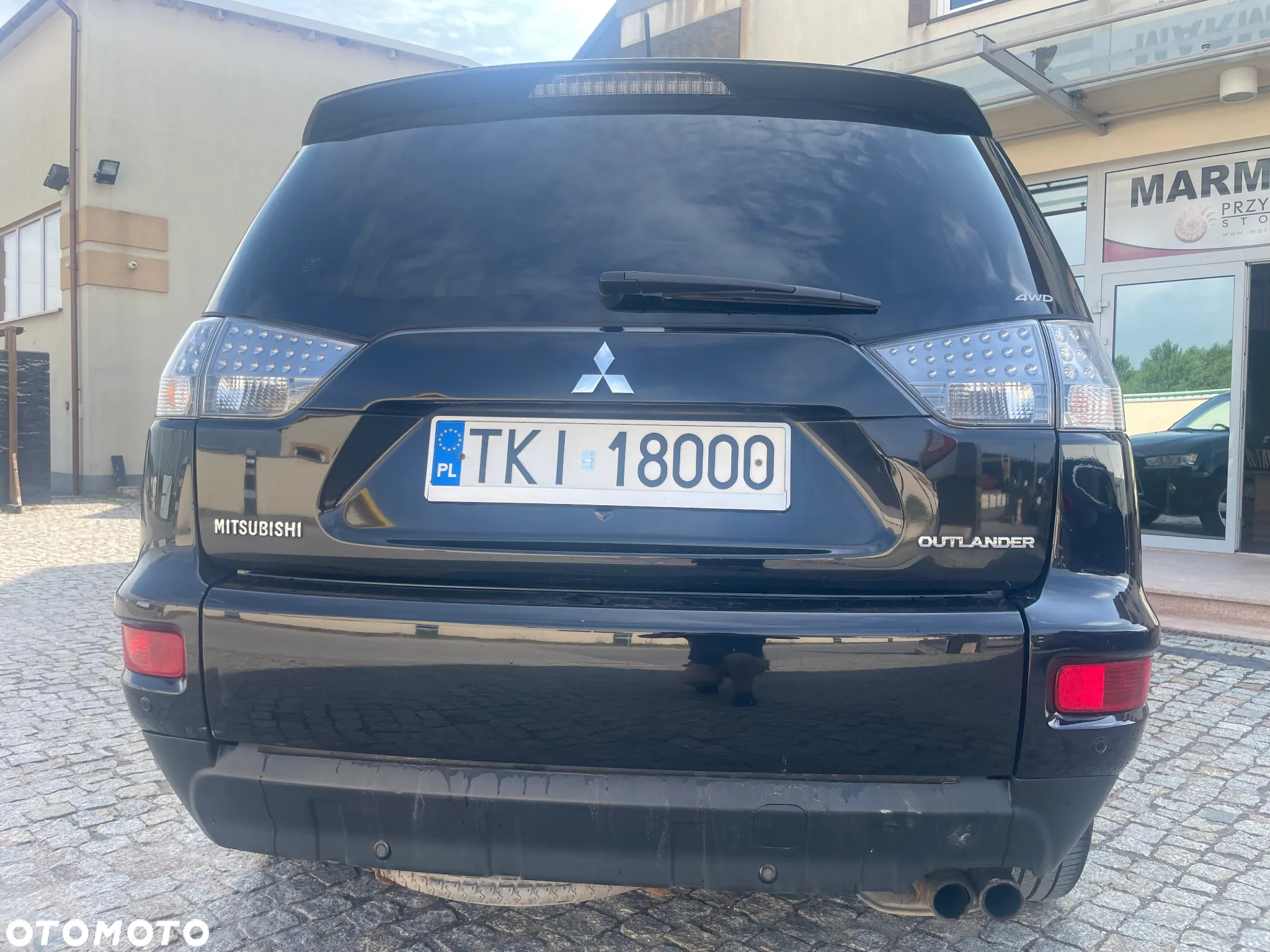 Mitsubishi Outlander 2.0 DID Instyle NAVI - 5