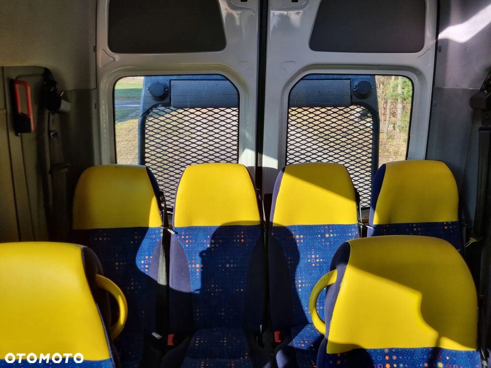 Volkswagen Crafter - 13