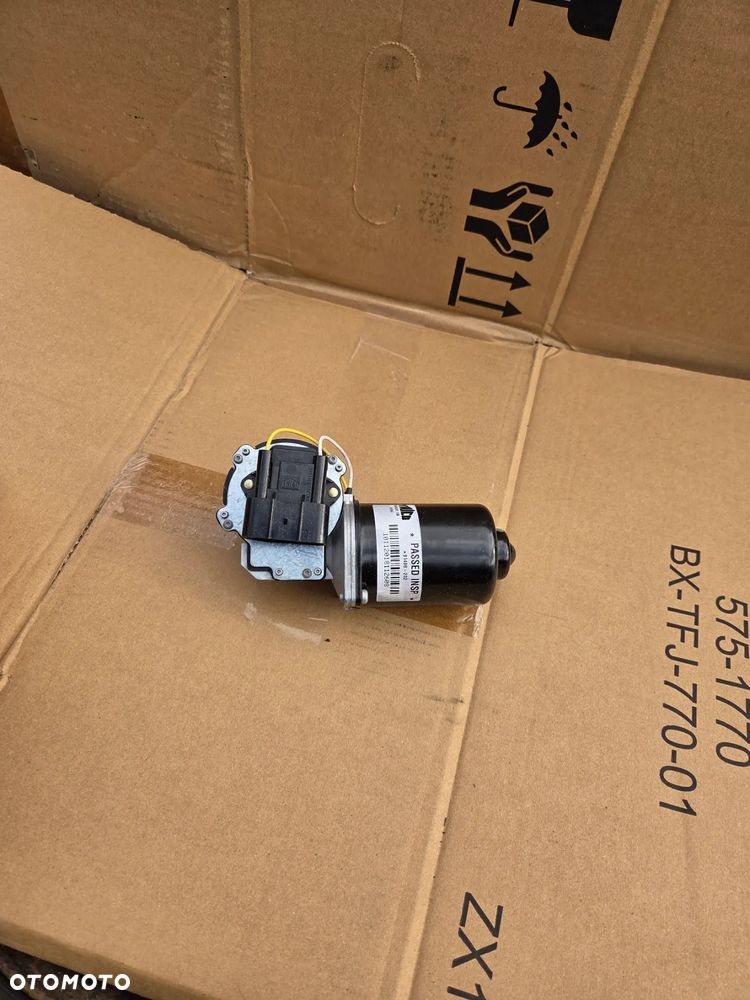 Silnik Silniczek wycieraczki szyby przedniej Opel CORSA C TIGRA B 23001902 Silnik wycieraczek  OPEL Combo Corsa C - 3