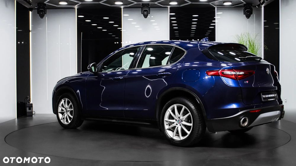 Alfa Romeo Stelvio 2.0 Turbo Executive Q4 - 5