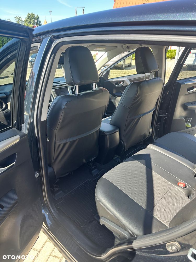 Toyota RAV4 2.0 D-4D Active - 17