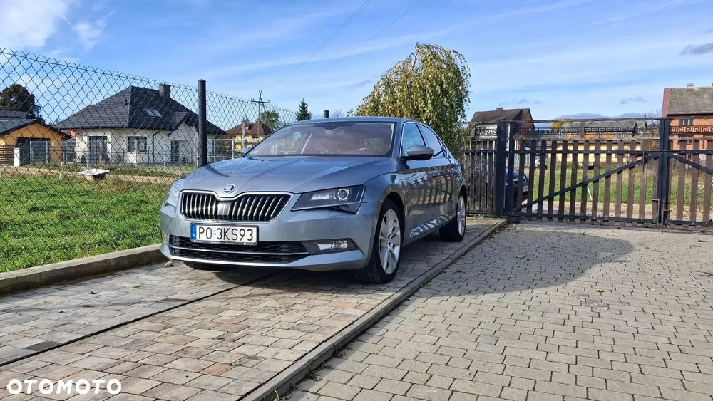 Skoda Superb 2.0 TDI SCR Style DSG - 1
