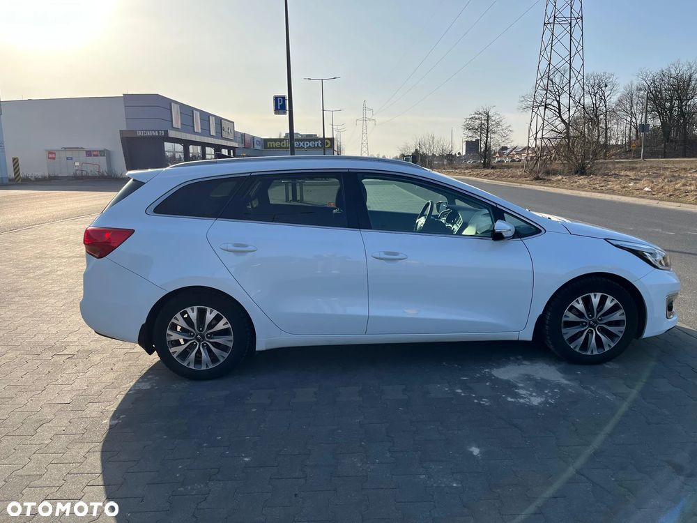 Kia Ceed 1.6 CRDi L Business Line - 9