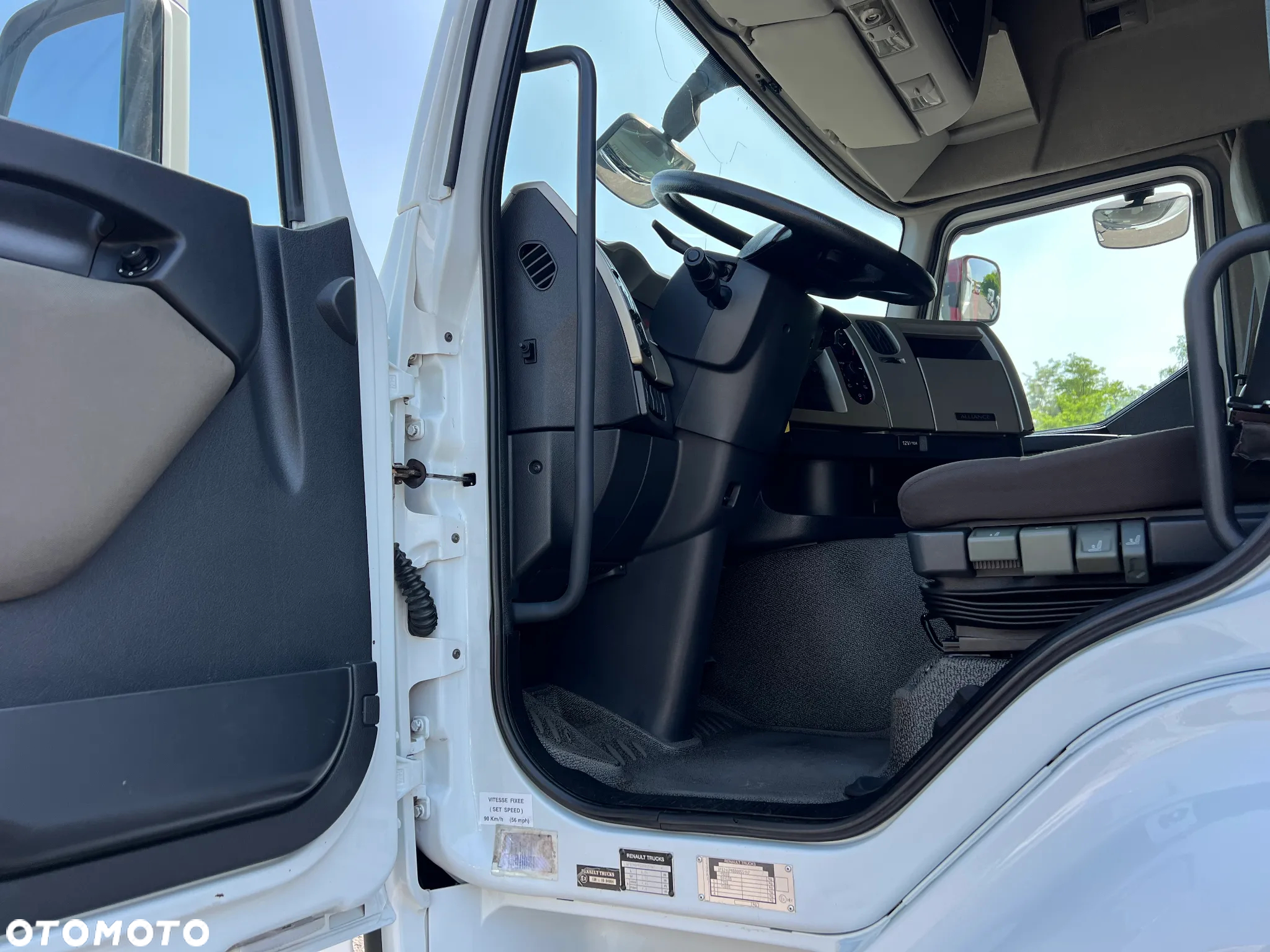 Renault PREMIUM 460 DXI EEV - 13