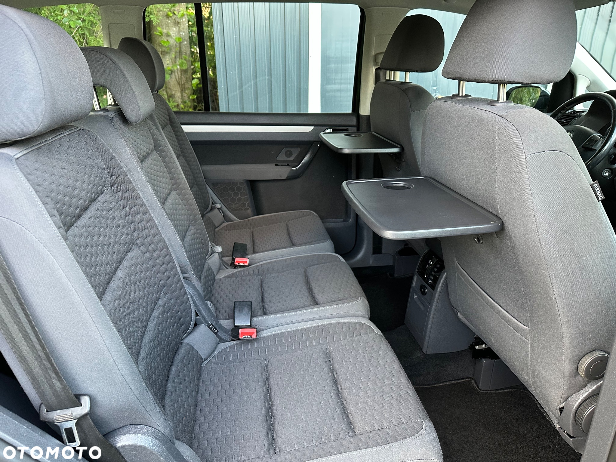 Volkswagen Touran 2.0 TDI Highline - 9