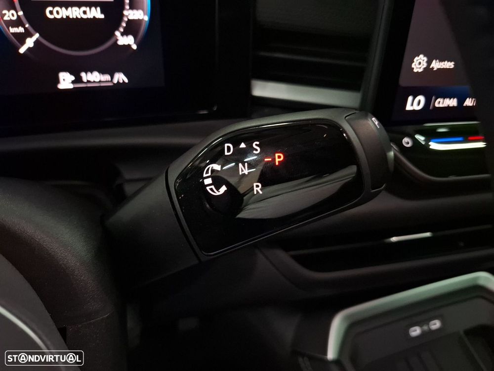VW T-Roc 1.5 eTSI Style DSG - 18
