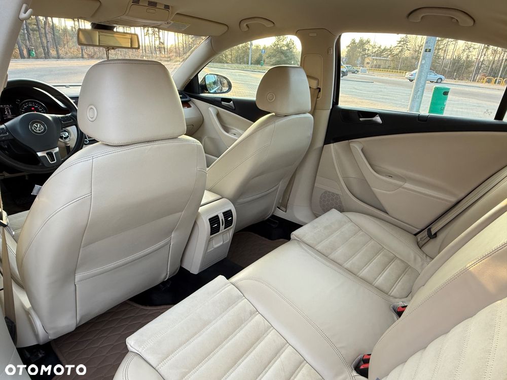 Volkswagen Passat 2.0 TDI Highline DSG - 21