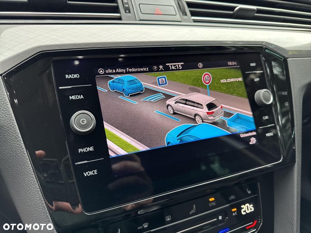 Volkswagen Passat - 28