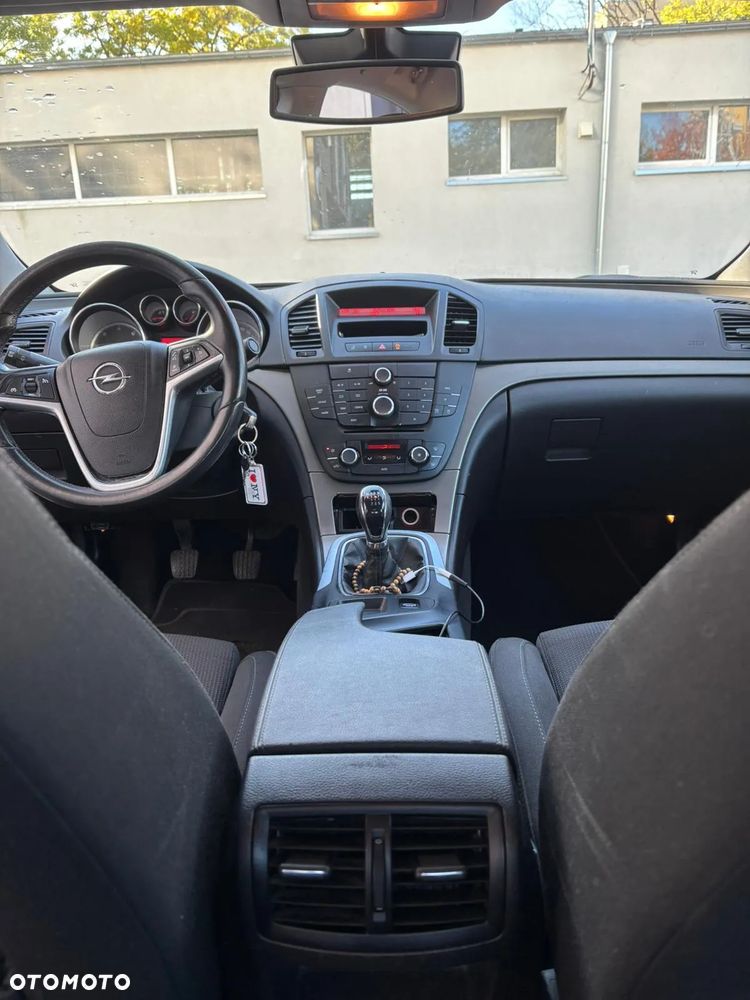 Opel Insignia 2.0 CDTI - 8
