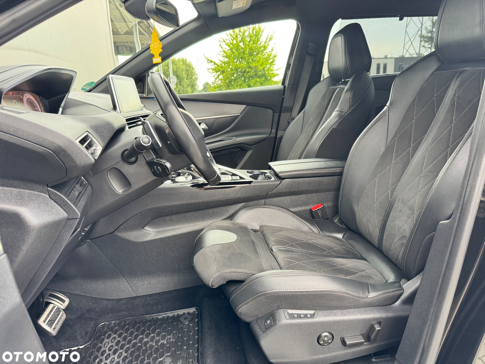 Peugeot 5008 BlueHDI 180 EAT8 GT - 29