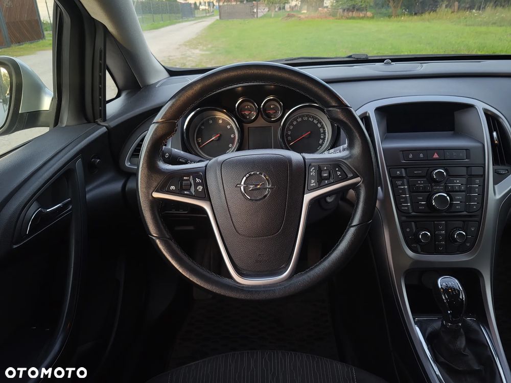 Opel Astra IV 1.6 CDTI Enjoy - 12