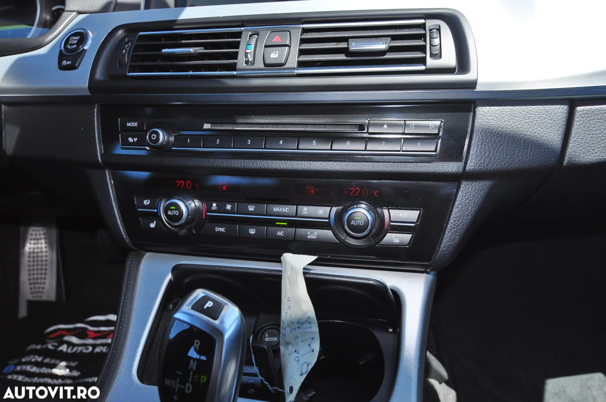 BMW Seria 5 520d xDrive AT - 24