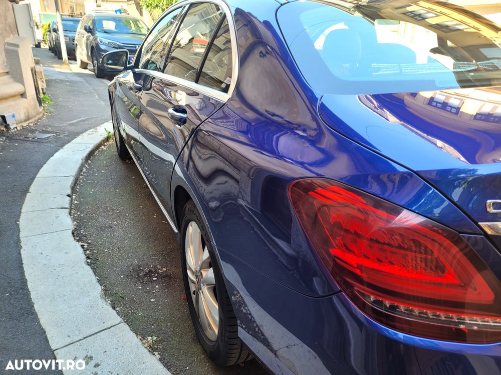 Mercedes-Benz C 220 d 4MATIC 9G-TRONIC - 3