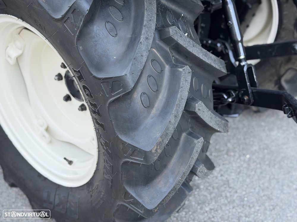 New Holland T3030 4RM - 17