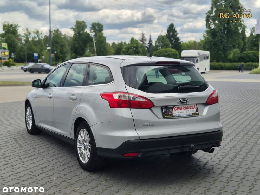 Ford Focus - 38