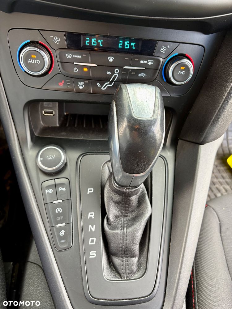 Ford Focus 2.0 TDCi ST-Line ASS PowerShift - 31