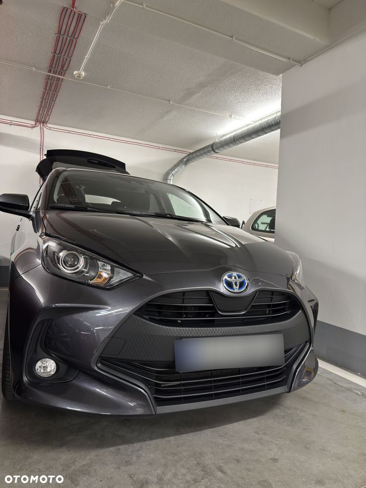 Toyota Yaris - 1