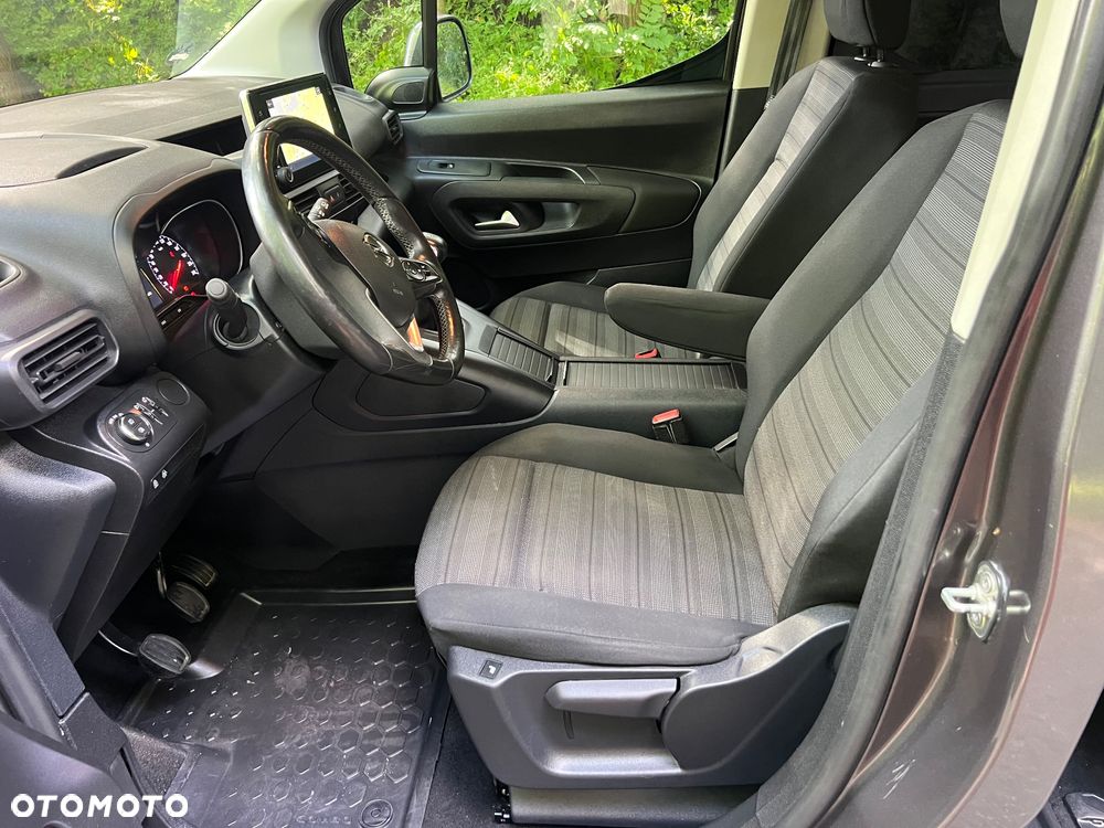 Opel Combo 1.2 Turbo Start/Stop - 11