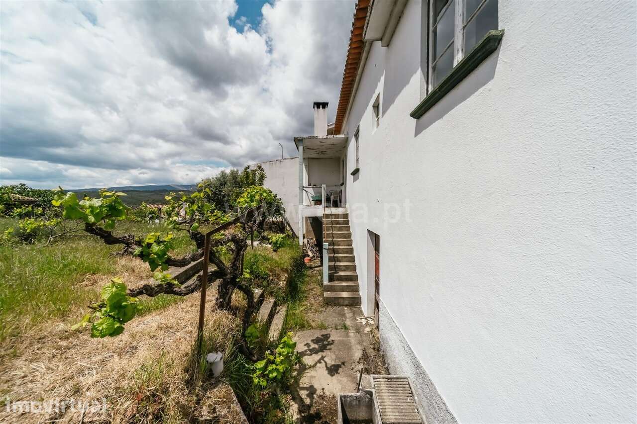 Moradia Geminada T4 / Covilhã, Ourondo - Grande imagem: 3/20