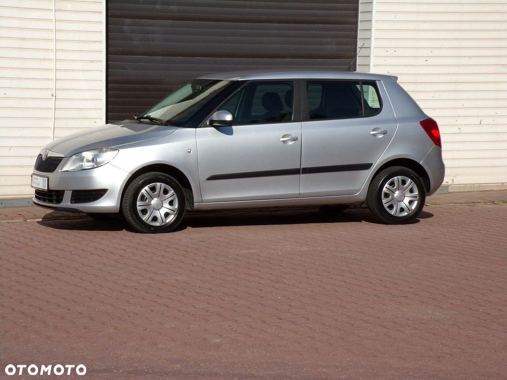 Skoda Fabia - 8