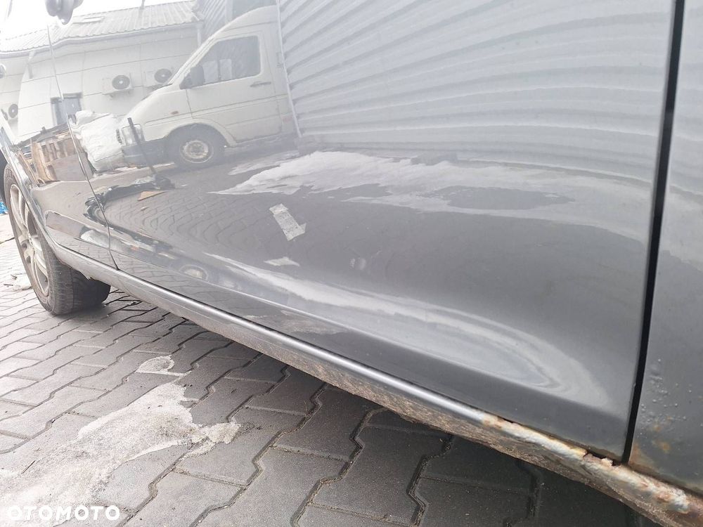 DRZWI KOMPLETNE PRAWY PRZÓD VOLKSWAGEN JETTA V LD7X - 5