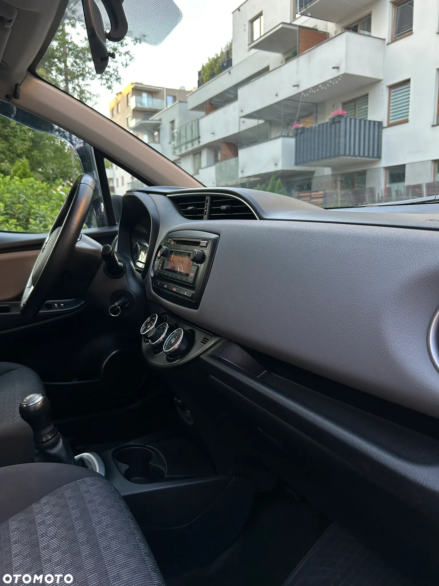 Toyota Yaris - 16