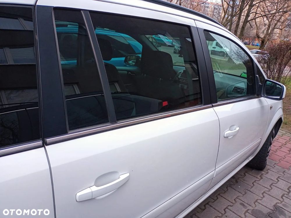 Opel Zafira - 5