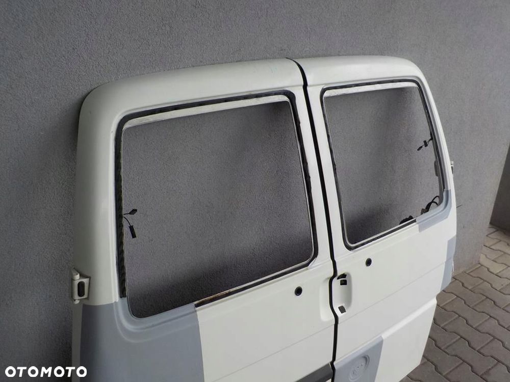 VW T4 DRZWI LEWE PRAWE TYŁ TYLNE SKRZYDEŁKOWE - 6