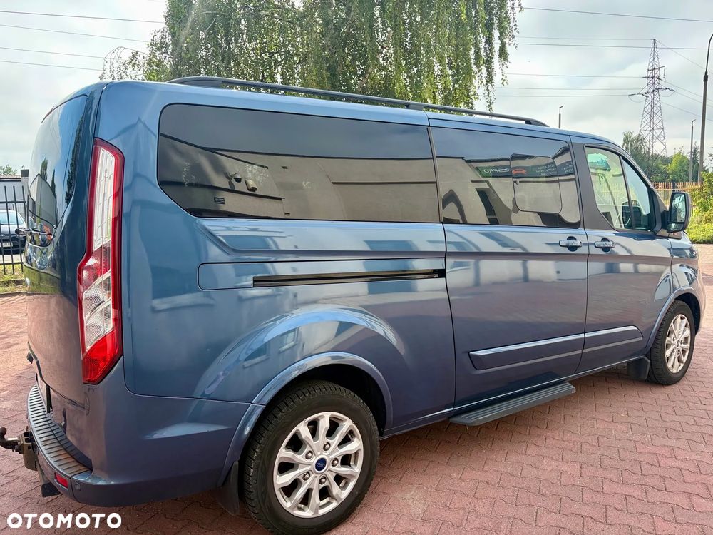Ford Tourneo Custom 2.0 EcoBlue L2 Titanium - 11