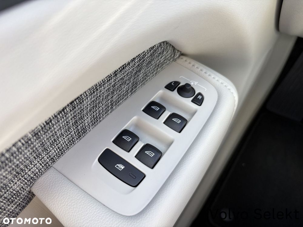 Volvo XC 60 - 19