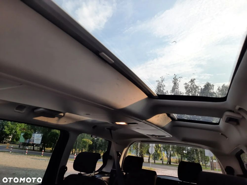 Ford Galaxy 2.0 TDCi Titanium MPS6 - 16