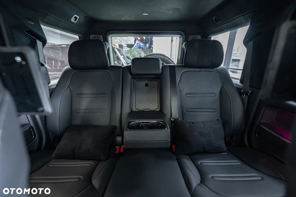Mercedes-Benz Klasa G 450 d 9G-TRONIC - 33