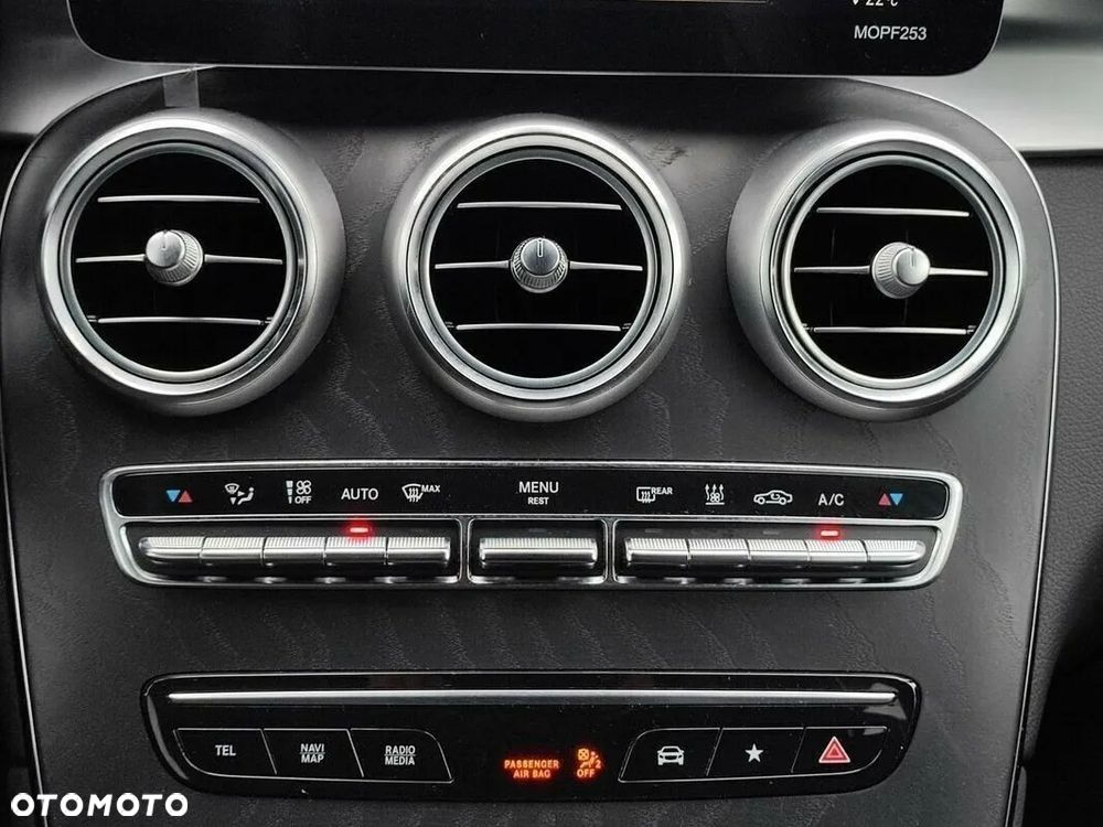 Mercedes-Benz GLC 350 e 4-Matic - 12