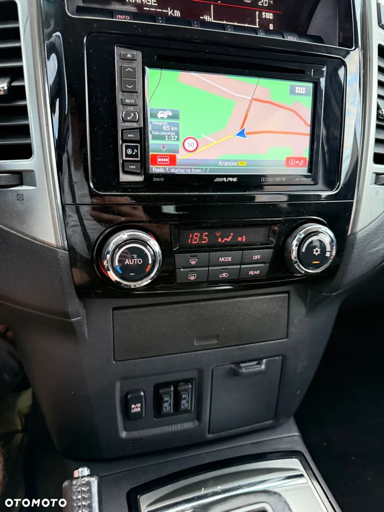 Mitsubishi Pajero 3.2 DID Instyle EU6 - 15