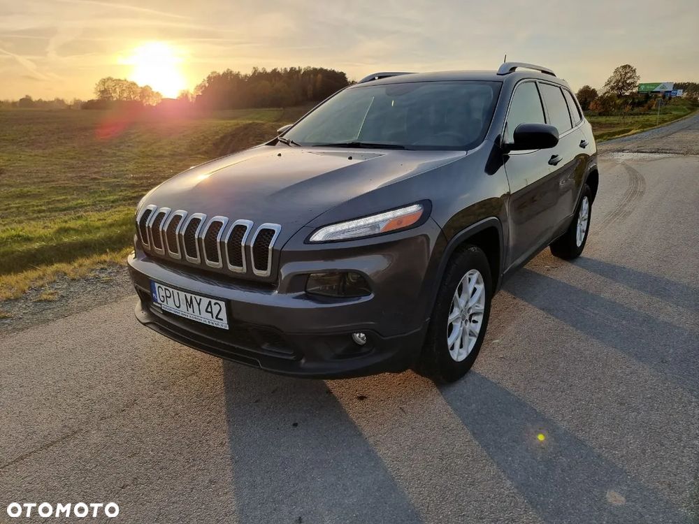 Jeep Cherokee - 12