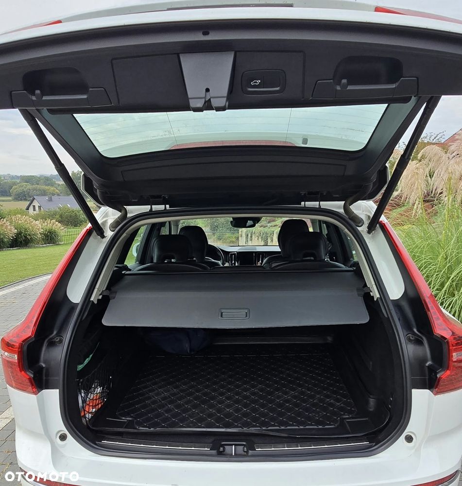 Volvo XC 60 - 6
