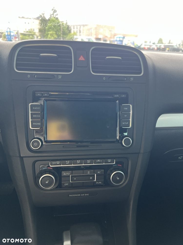 Volkswagen Golf 1.4 TSI Highline DSG - 10