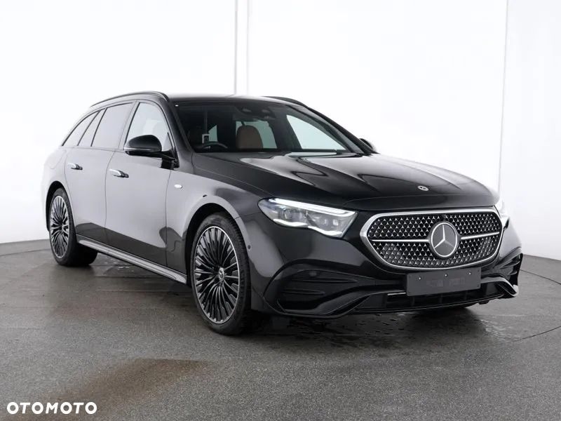 Mercedes-Benz Klasa E 300 de PHEV 4-Matic AMG 9G-Tronic - 1