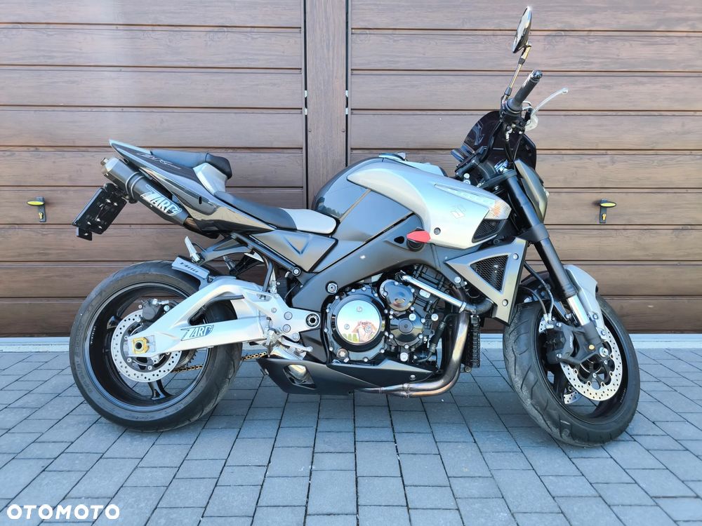 Suzuki GSX - 10